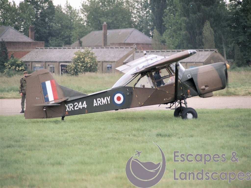 Auster AOP 9