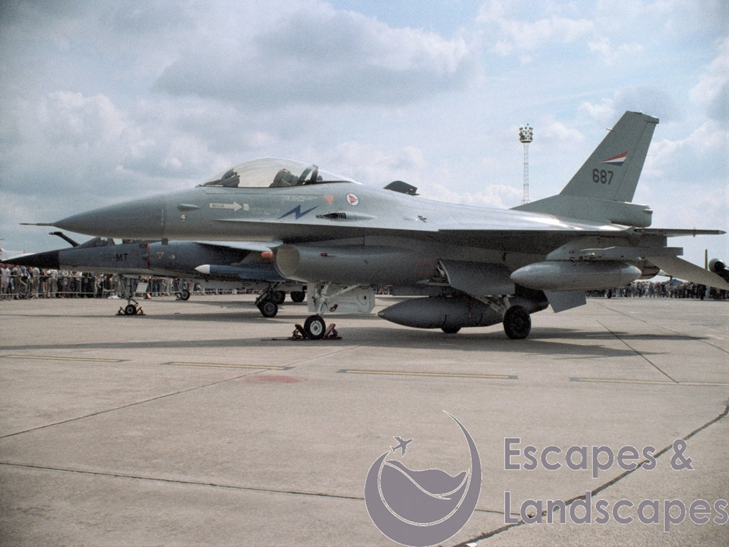 Fighting Falcon F-16A