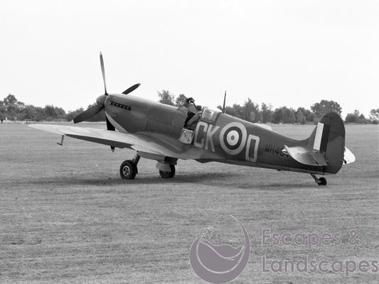 Spitfire lX