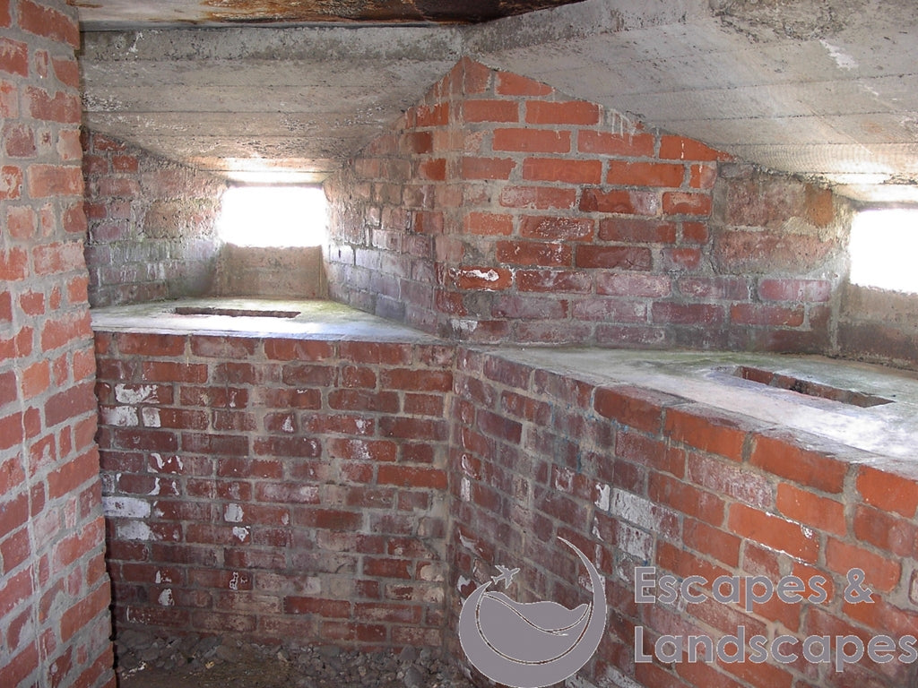 WW2 pillbox (internal), Bossington beach